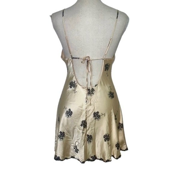 Vintage Y2k Victoria's Secret Angels slip dress Sz Medium - Picture 3 of 6